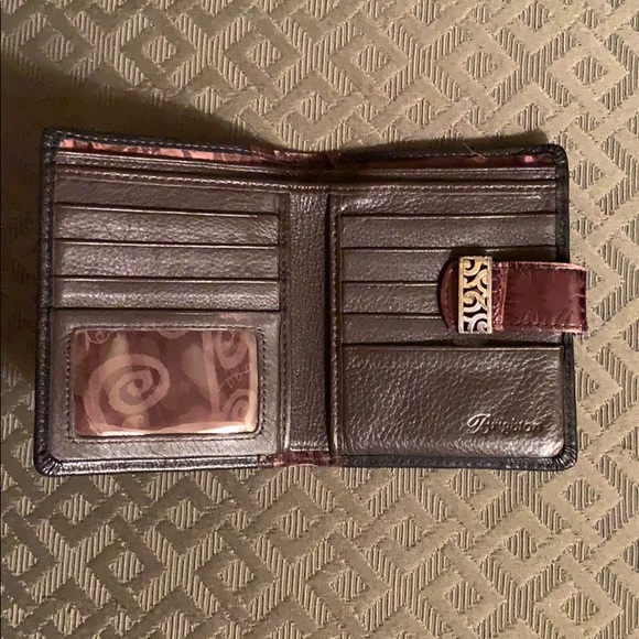 Authentic Brighton wallet - Picture 2 of 6